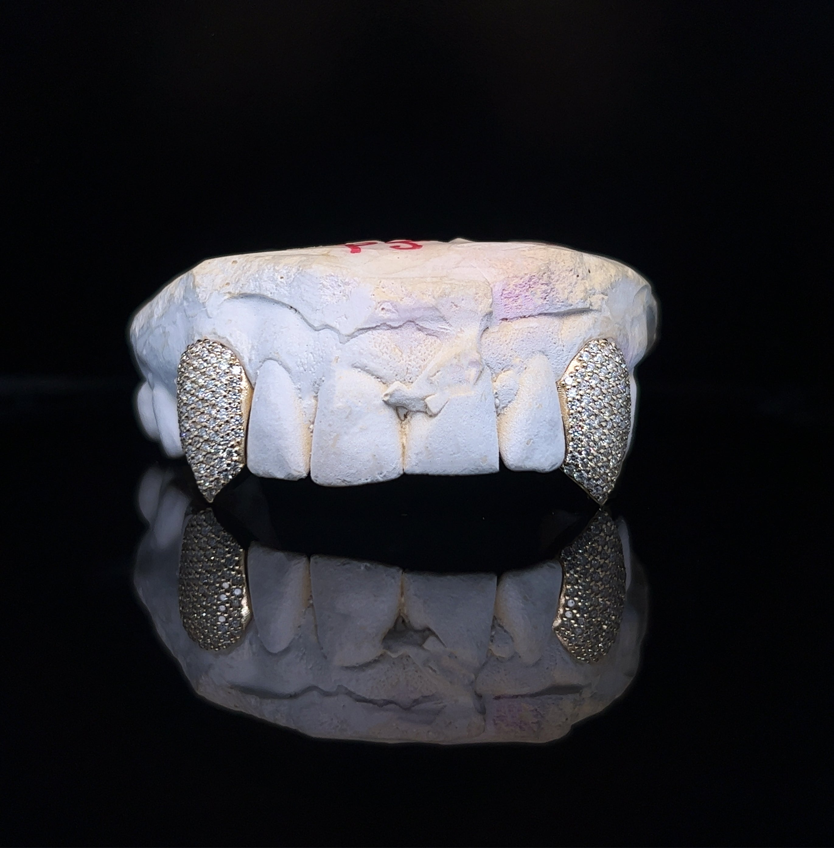 Diamond Fang Grillz