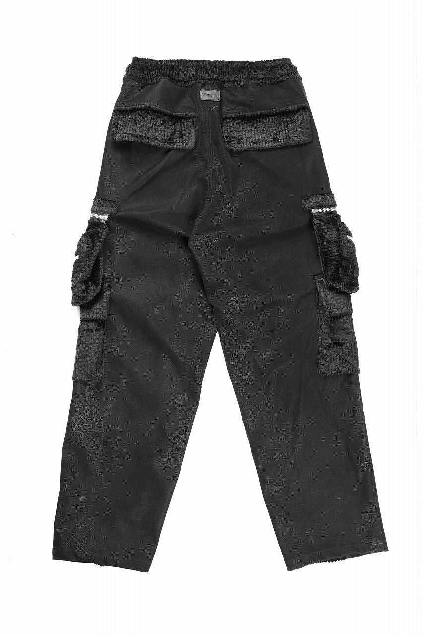 CARGO WIDE PANTS / SYNTHETIC LEATHER + VELOUR (BLACK)
