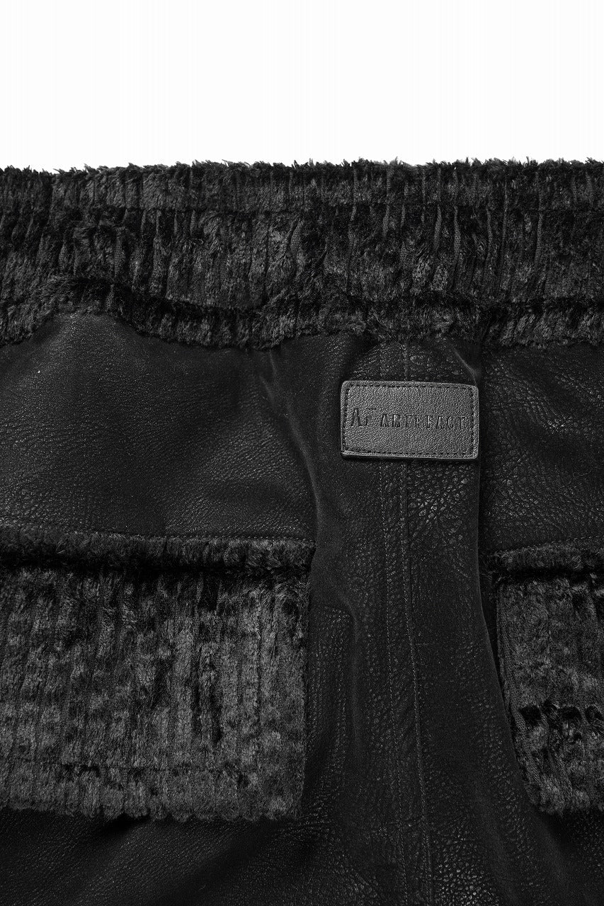 CARGO WIDE PANTS / SYNTHETIC LEATHER + VELOUR (BLACK)