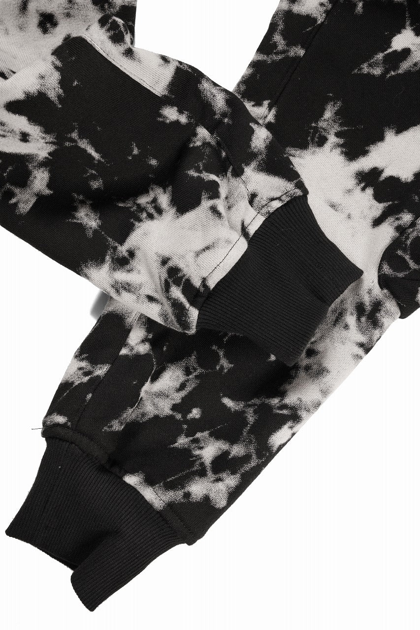 BELT CARGO SAROUEL JOGGER / MOTTLED DYING (BLACK x IVORY)