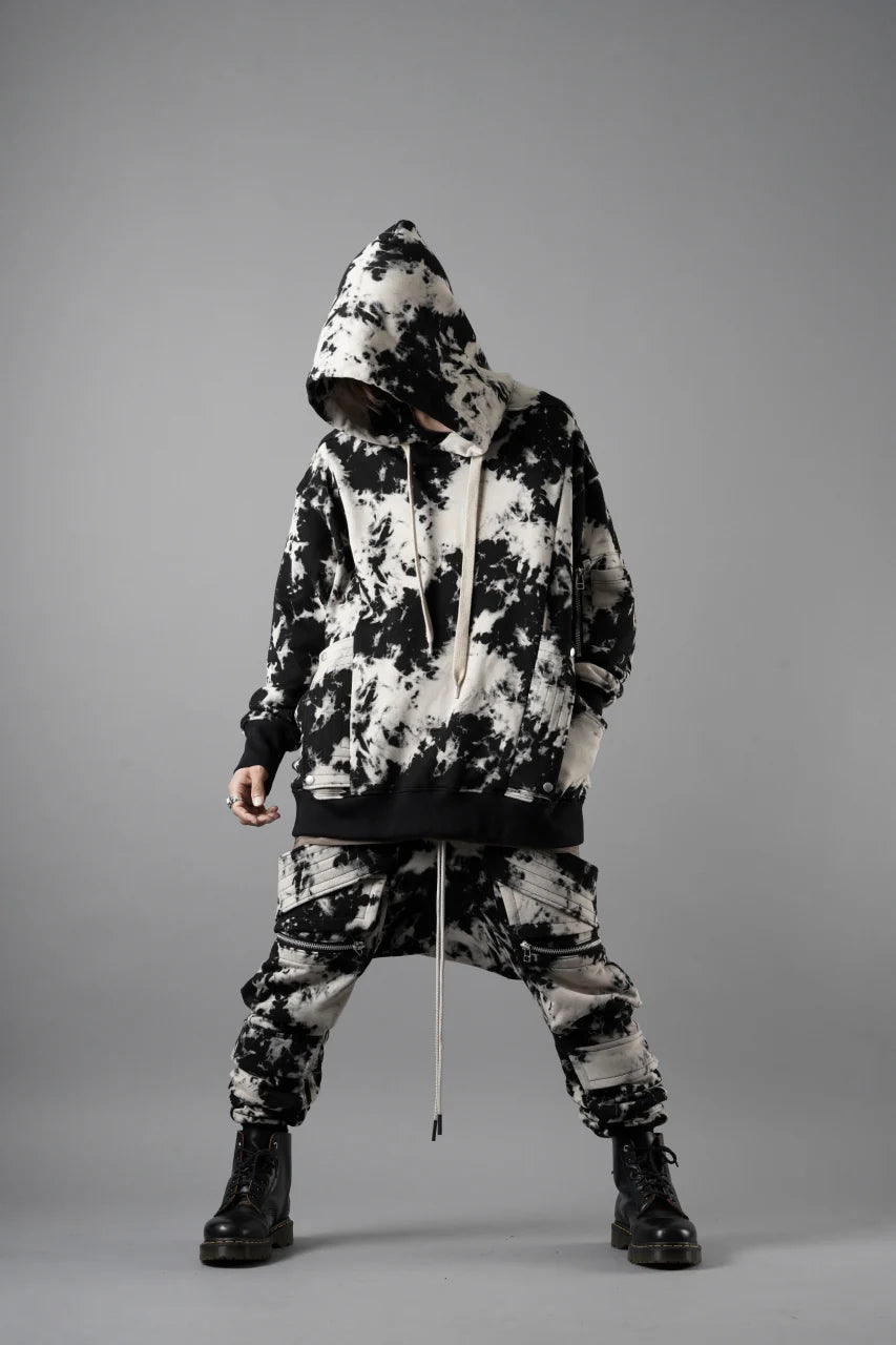 BELT CARGO SAROUEL JOGGER / MOTTLED DYING (BLACK x IVORY)