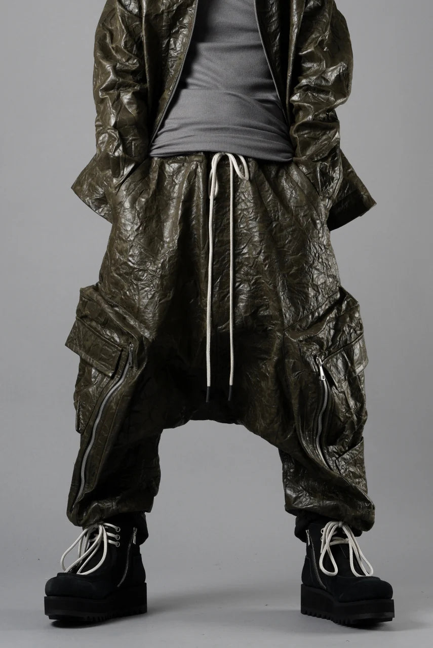 DROP CLOTCH WIDE PANTS / WASHER SYNTHETIC LEATHER (KHAKI)