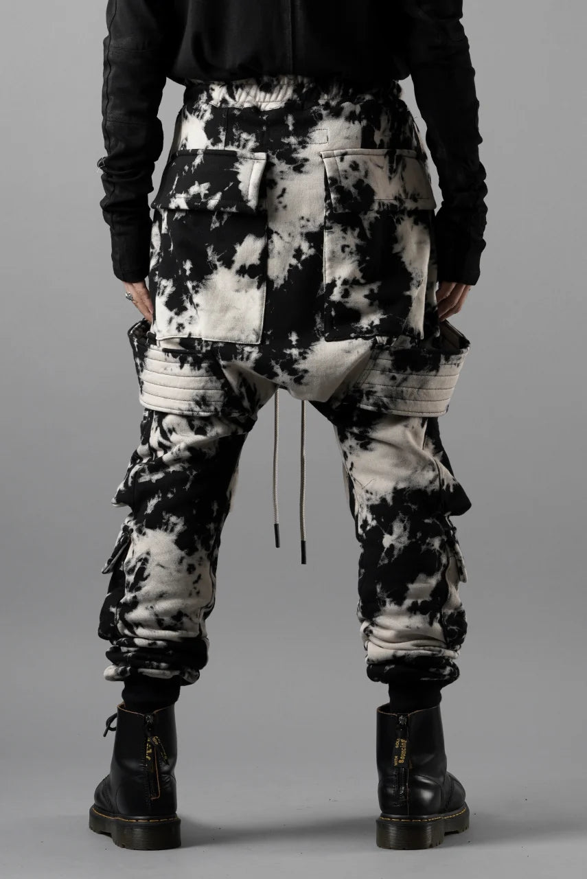 BELT CARGO SAROUEL JOGGER / MOTTLED DYING (BLACK x IVORY)