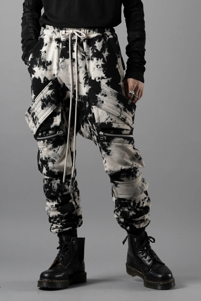 BELT CARGO SAROUEL JOGGER / MOTTLED DYING (BLACK x IVORY)