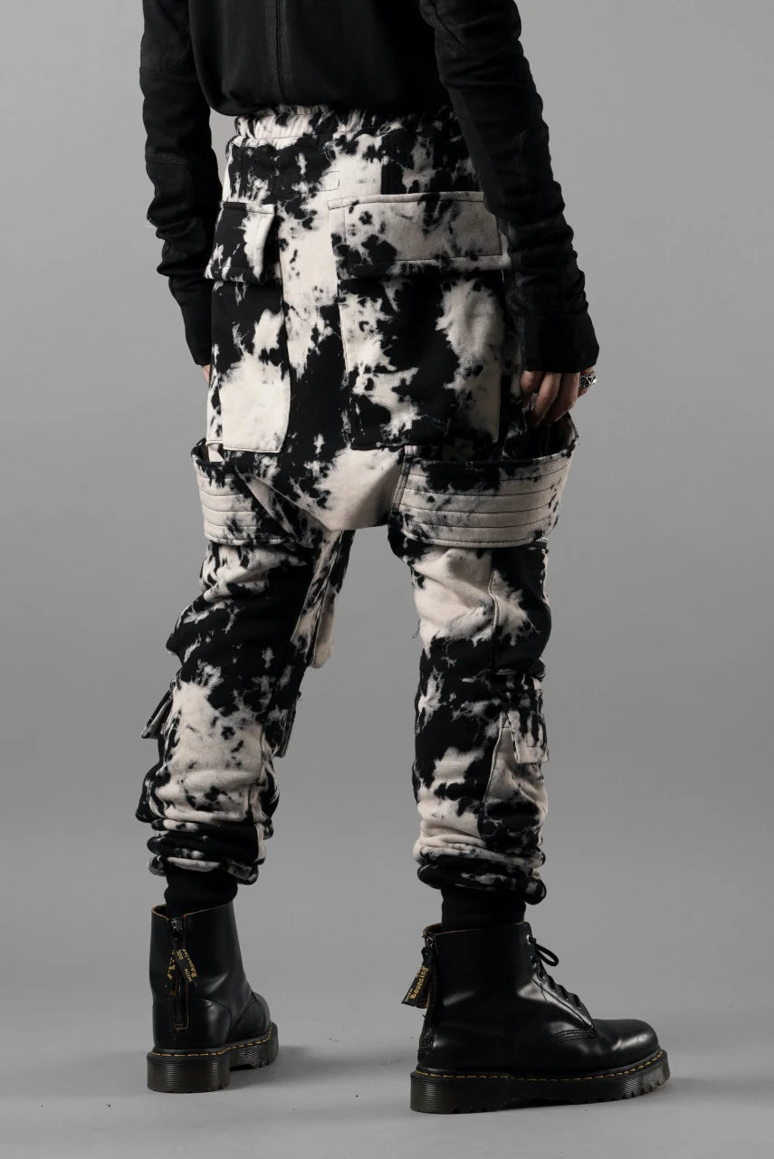 BELT CARGO SAROUEL JOGGER / MOTTLED DYING (BLACK x IVORY)