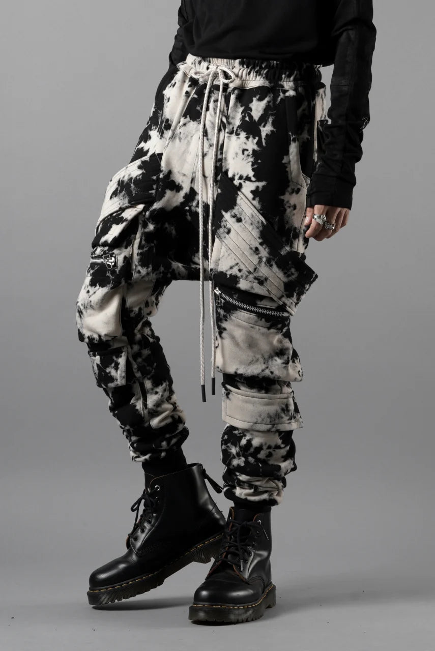 BELT CARGO SAROUEL JOGGER / MOTTLED DYING (BLACK x IVORY)
