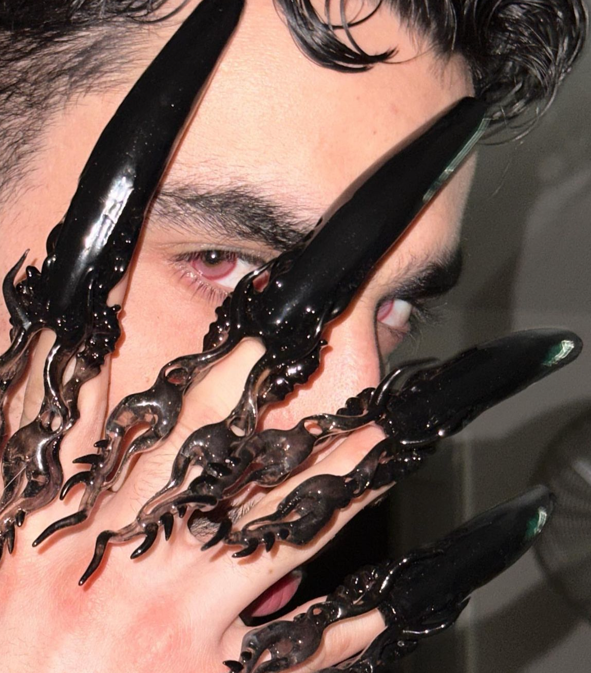 Black Giger Reusable Sculpted Nail Set ( XL )