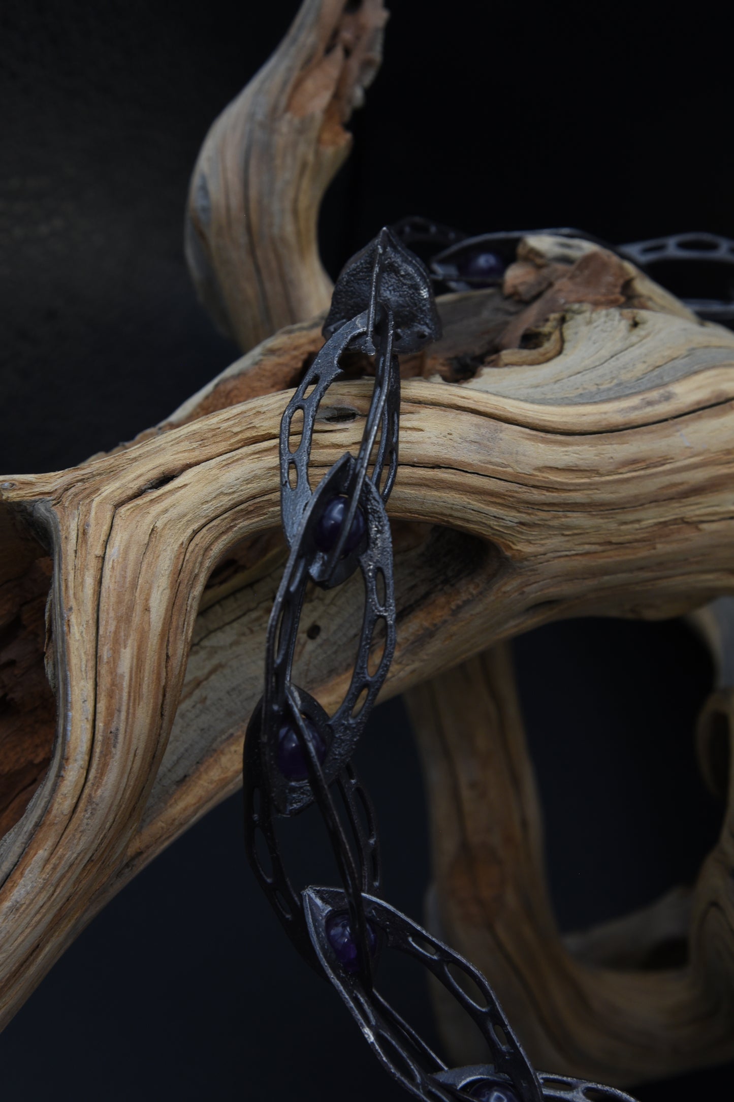 LACEBONE CHAIN - DARK AMETHYST