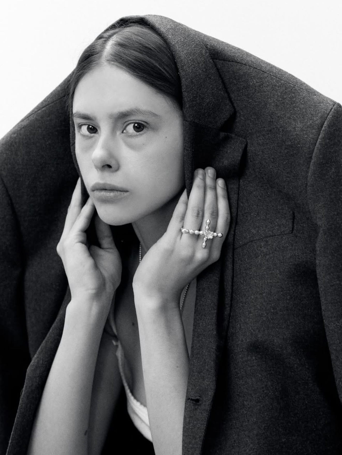 Confess Knuckle ring