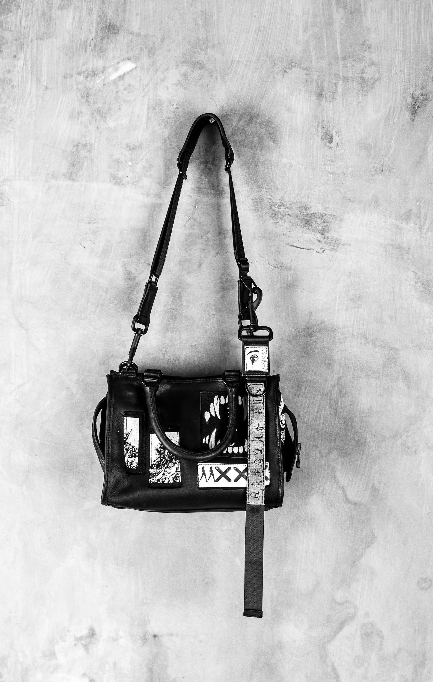 Art City 3 Black Leather Top Handle Purse