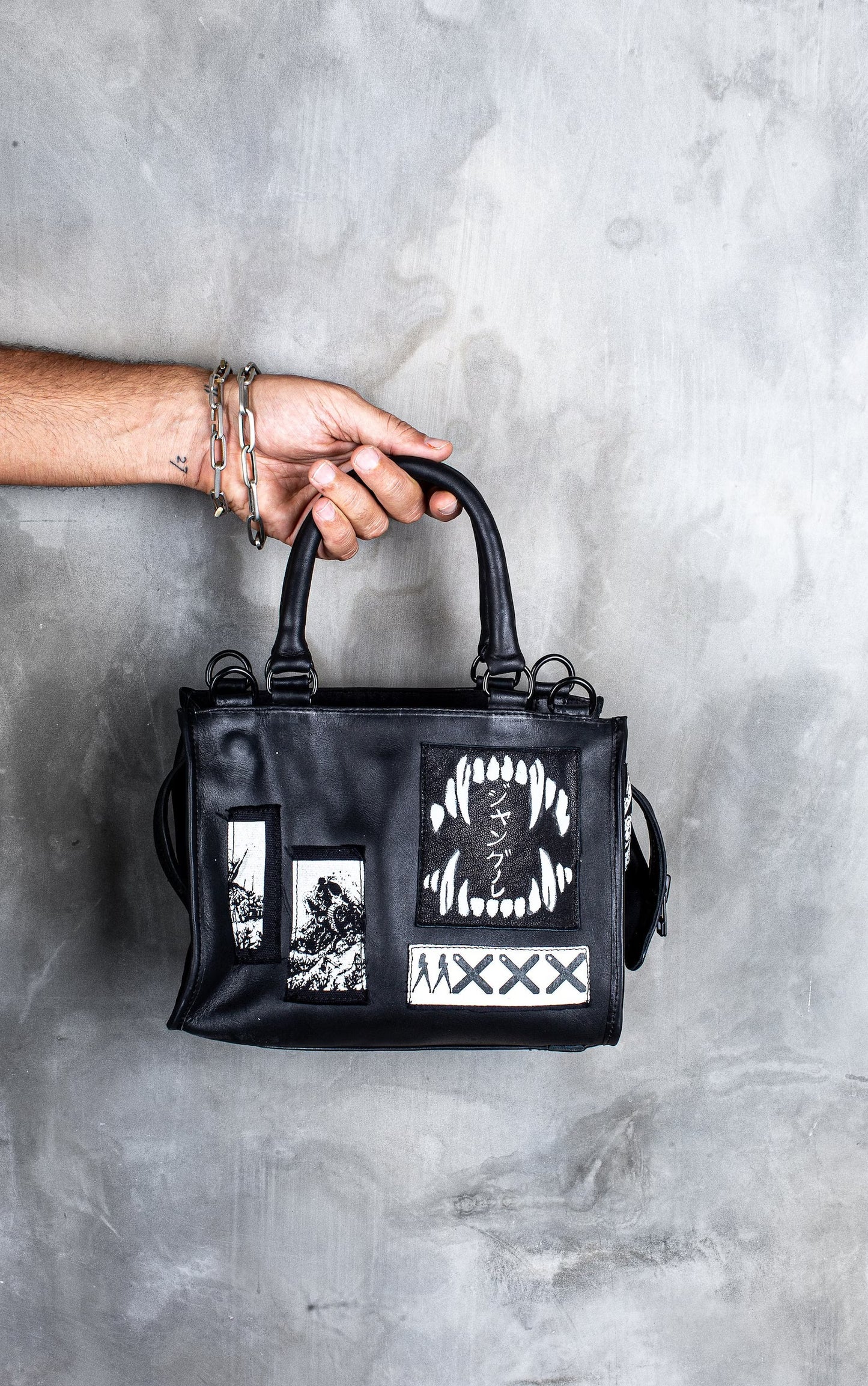 Black top handle purse deals