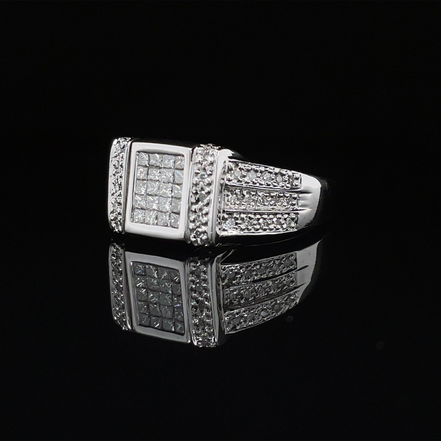14K White Gold Reversible Ring w/ 1.0ct Black & White Diamonds