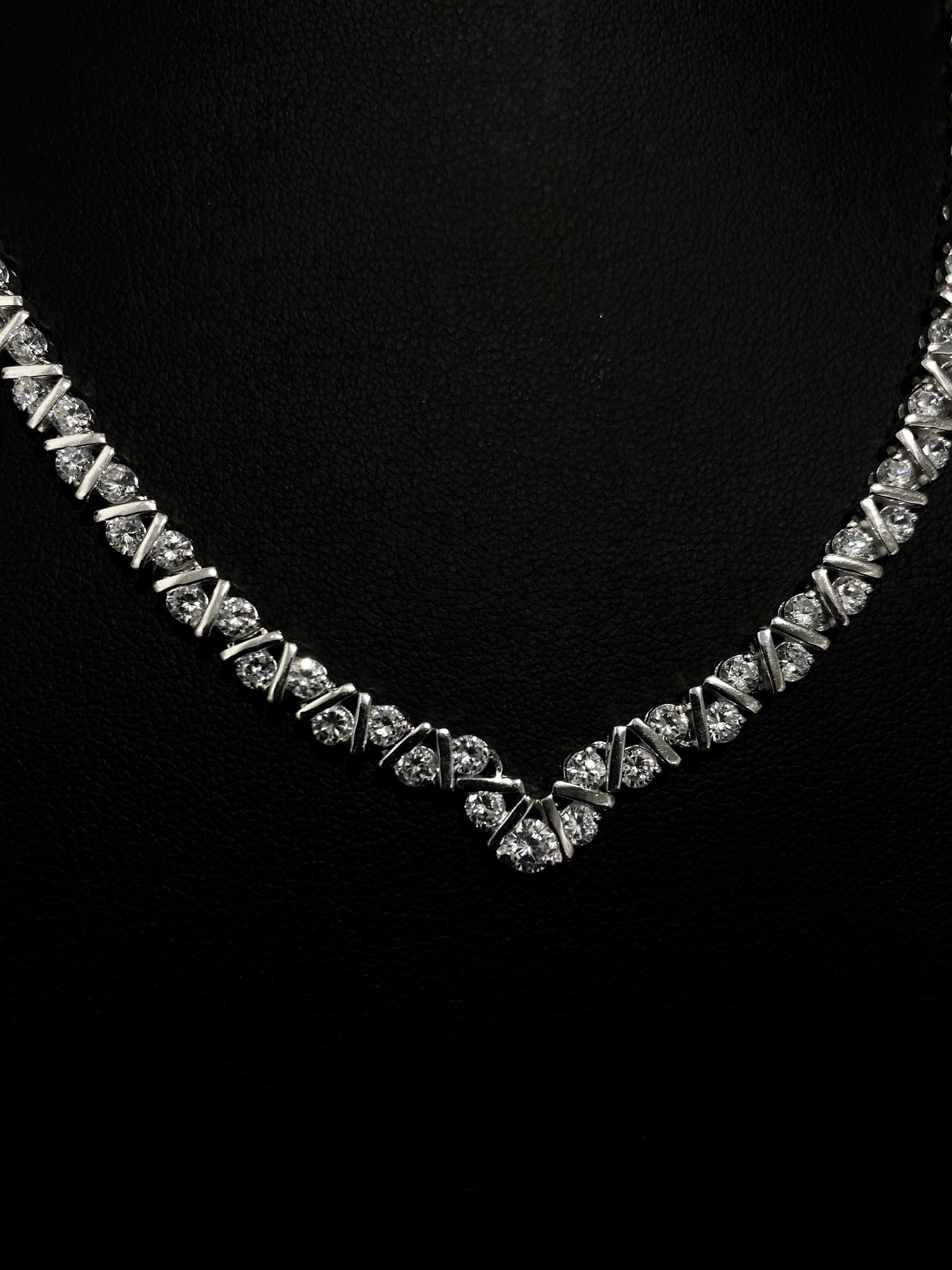 V Tennis Chain in Sterling Silver 5mm with 3mm CZs, 17"