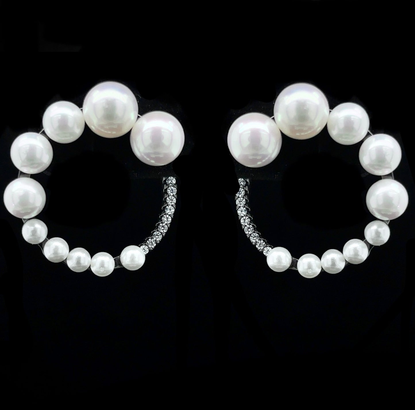 Front Facing Hoops w/ Pearls