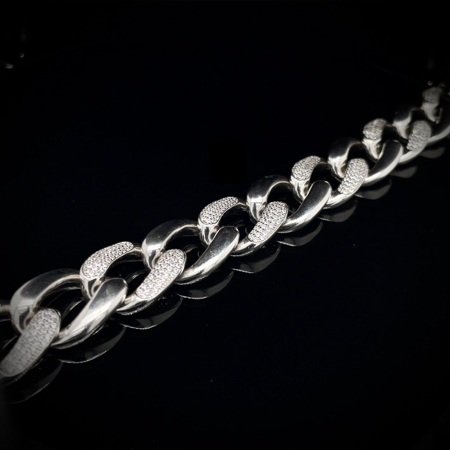 Alternating Ice Miami Curb Bracelet 15mm