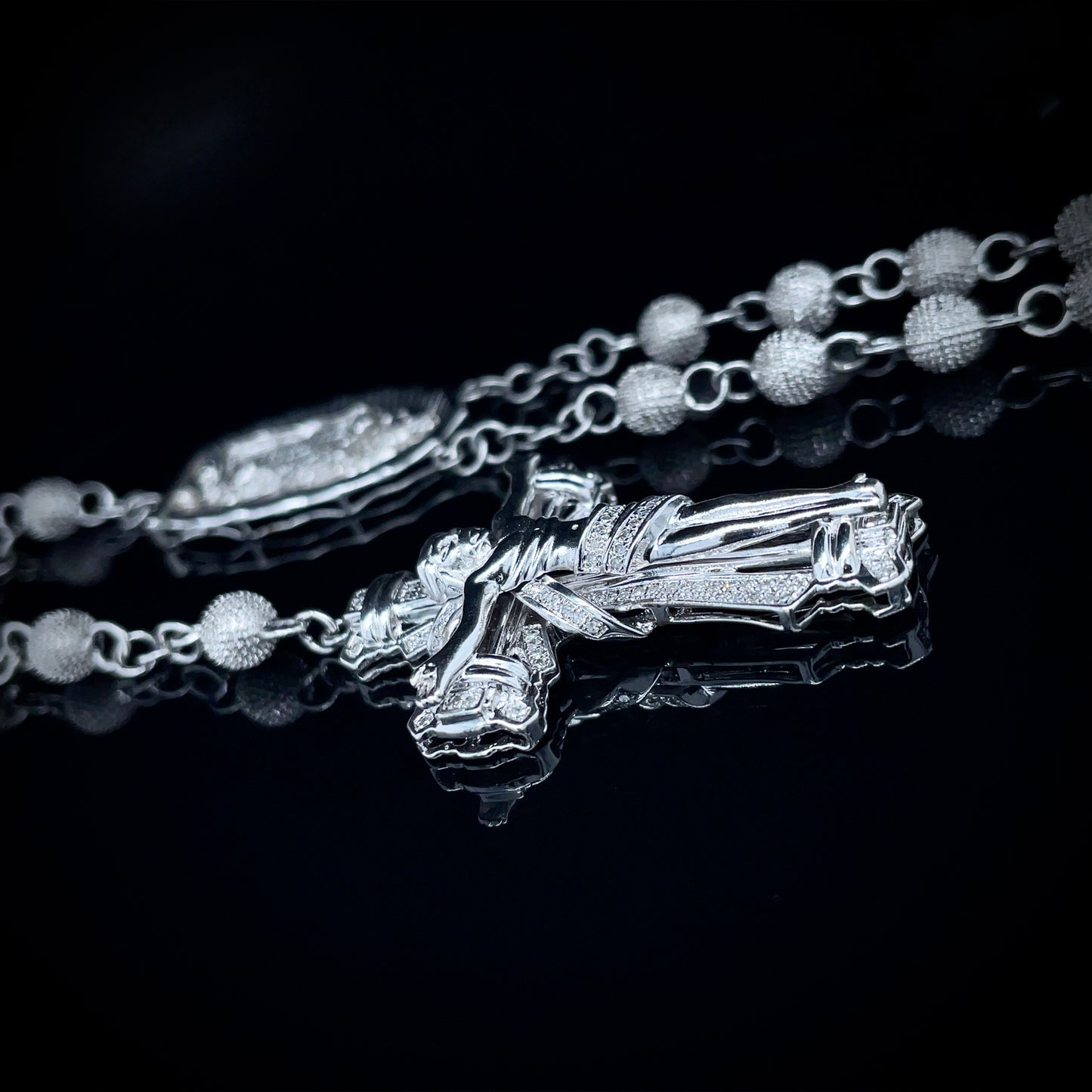 VS1 Diamond Rosary