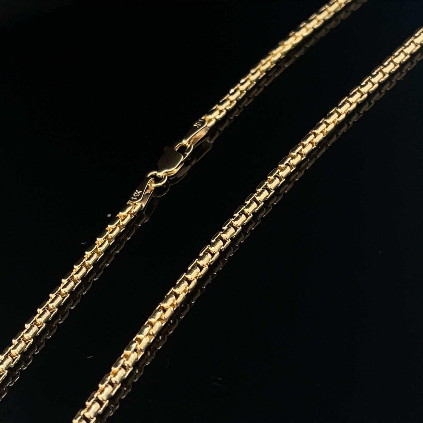 14 Karat Gold Rounded Box Chain 2.5mm
