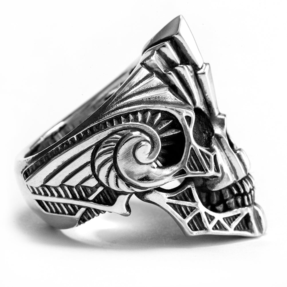Metropolis Skull Ring